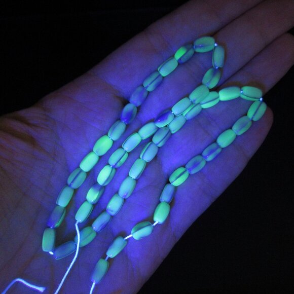 UG Czech beads - Picture 8 of 8